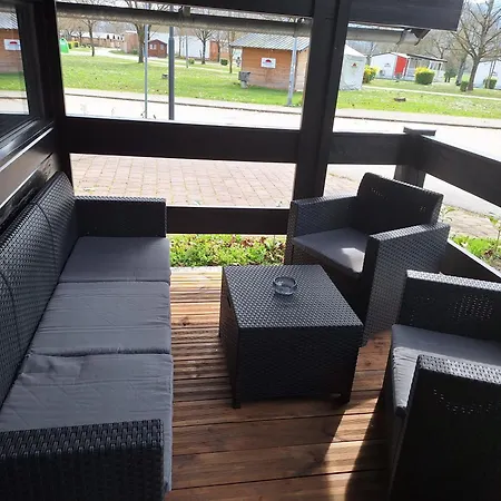 The Moon House Terme Catez Apartament *